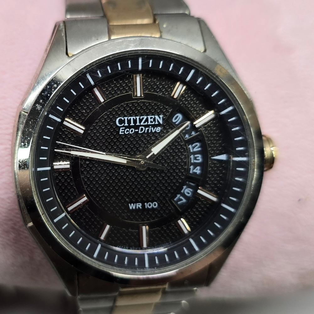 Citizen Eco-Drive Watch J810 WR100 Two Tone Stainless Steel Black Dial Good